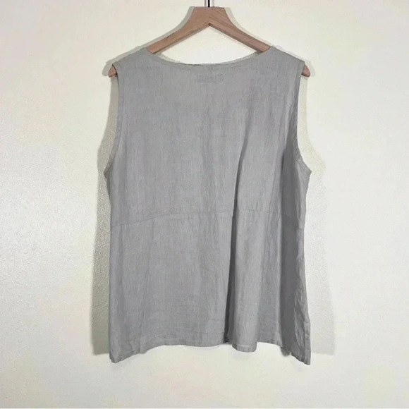 Flax Light Gray Sleeveless Top - Picture 2 of 6